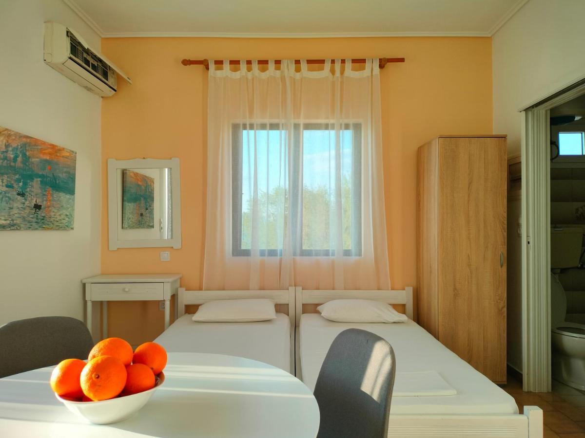Papas Rooms On The Seafront Ωρεοί Εξωτερικό φωτογραφία
