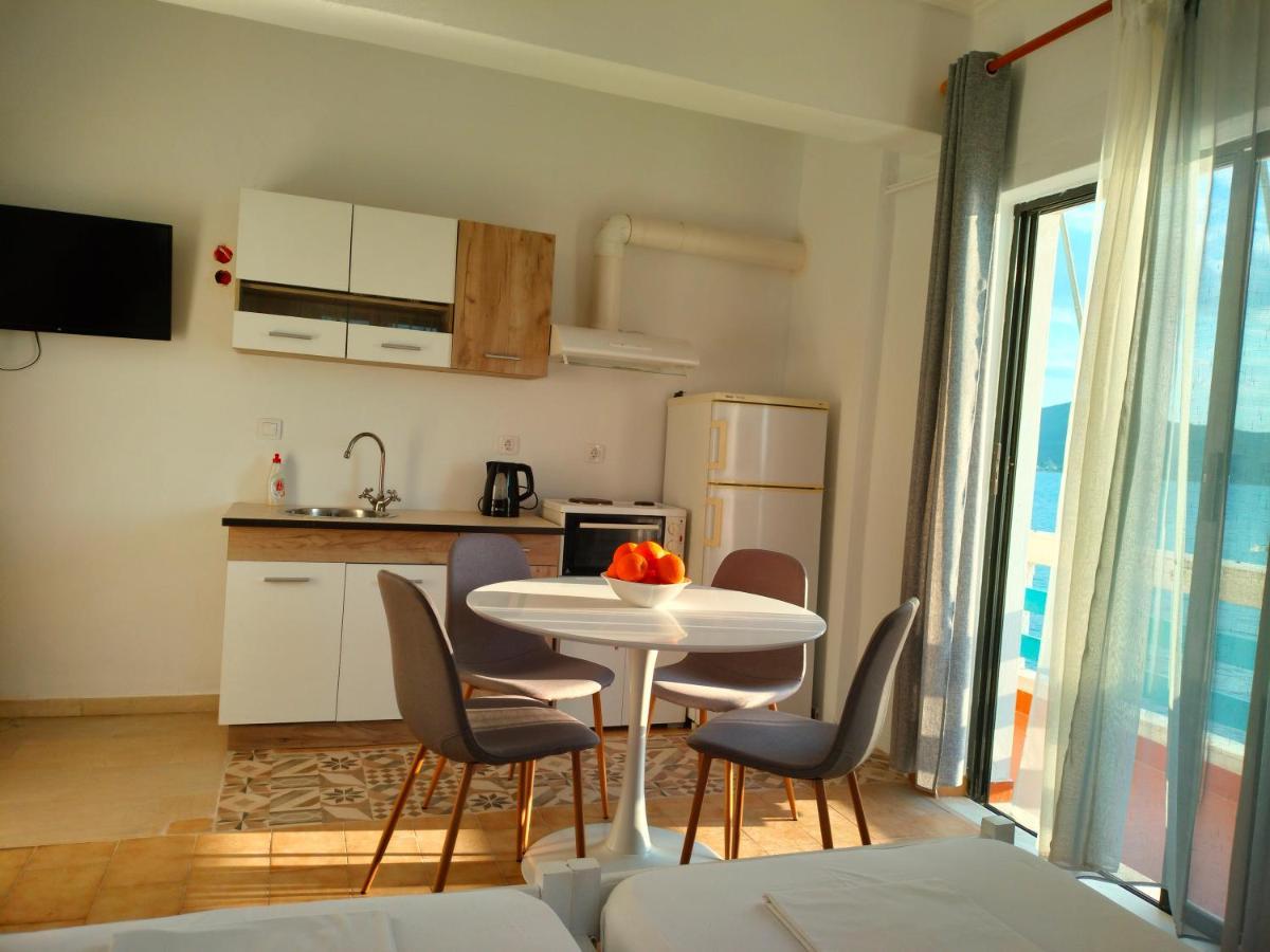 Papas Rooms On The Seafront Ωρεοί Εξωτερικό φωτογραφία