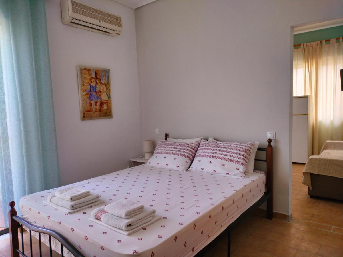Papas Rooms On The Seafront Ωρεοί Εξωτερικό φωτογραφία