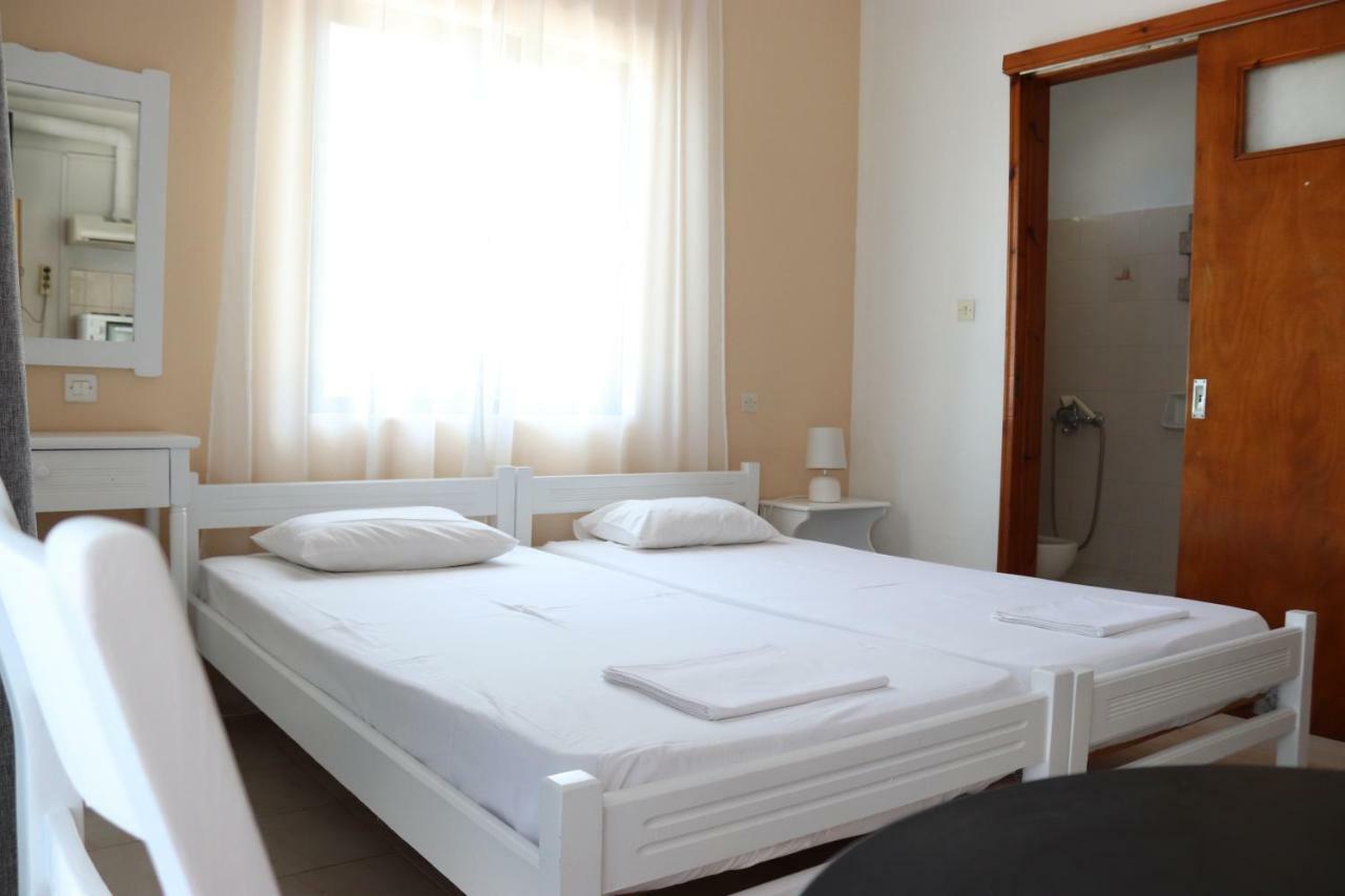 Papas Rooms On The Seafront Ωρεοί Εξωτερικό φωτογραφία